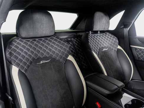 Used 2022 Bentley Bentayga Speed image 35