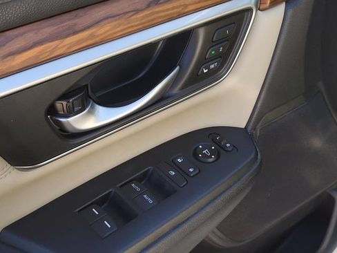 Used 2019 Honda CR-V EX-L image 17