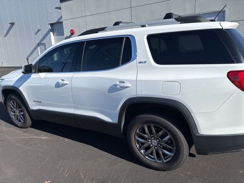Used 2017 GMC Acadia SLT image 6
