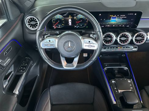 Certified 2023 Mercedes-Benz GLB 250 image 16