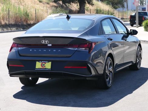 Used 2025 Hyundai Elantra Sport w/ Cargo Package FWD image 2