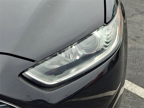 Used 2013 Ford Fusion SE image 14