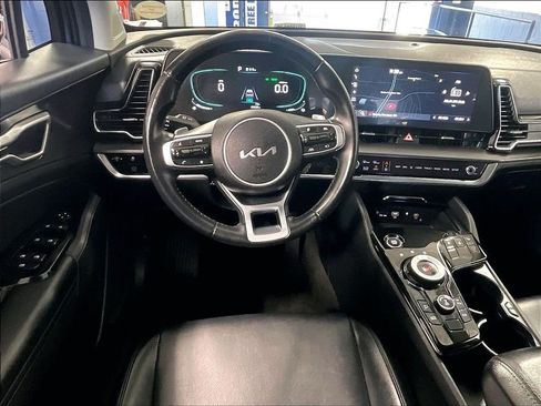 Used 2023 Kia Sportage EX AWD/4WD image 18