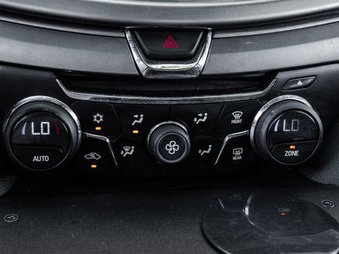 Used 2015 Chevrolet Caprice RWD image 18