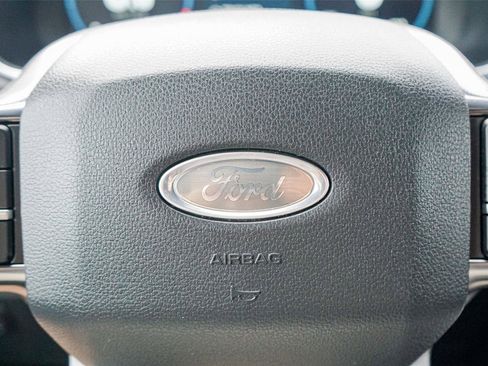 Used 2022 Ford F150 Platinum w/ Equipment Group 701A High AWD/4WD image 15