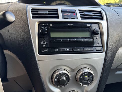 Used 2007 Toyota Yaris Sedan image 8