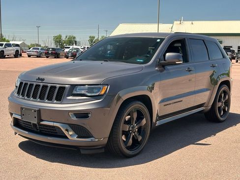 Used 2015 Jeep Grand Cherokee High Altitude AWD/4WD image 4