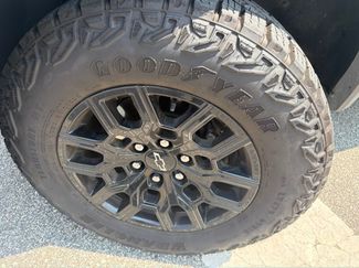Used 2024 Chevrolet Colorado Trail Boss AWD/4WD video 2