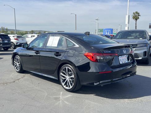 Certified 2024 Honda Civic Touring image 3