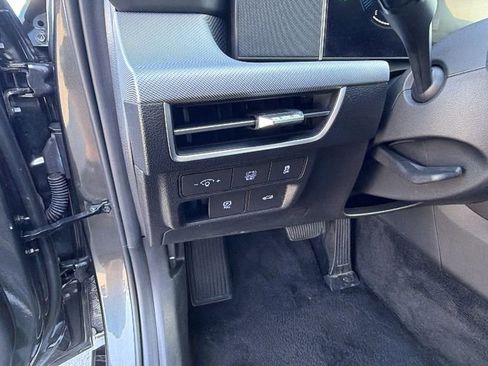 Used 2025 Hyundai Sonata SEL FWD image 30