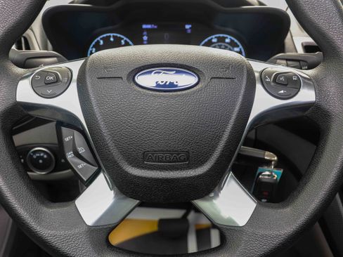 Used 2022 Ford Transit Connect XL image 23