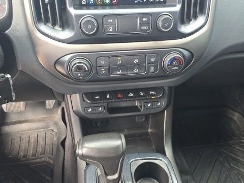 Used 2019 Chevrolet Colorado Z71 image 6