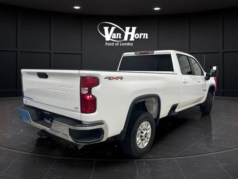 Used 2025 Chevrolet Silverado 2500 LT w/ Convenience Package AWD/4WD image 7