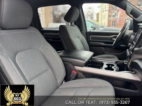 Used 2021 RAM 1500 Big Horn image 12