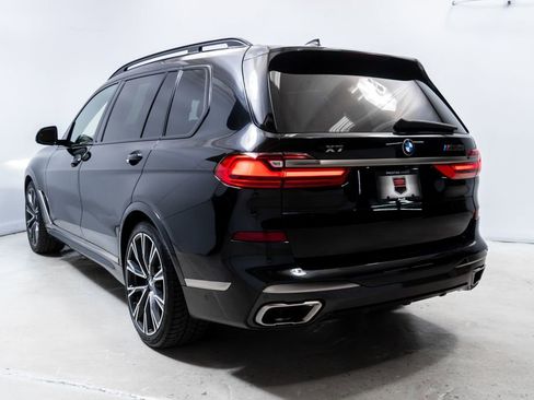 Used 2022 BMW X7 M50i w/ Executive Package image 3