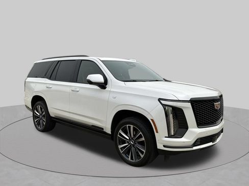 Used 2025 Cadillac Escalade Sport w/ Touring Package AWD/4WD image 15