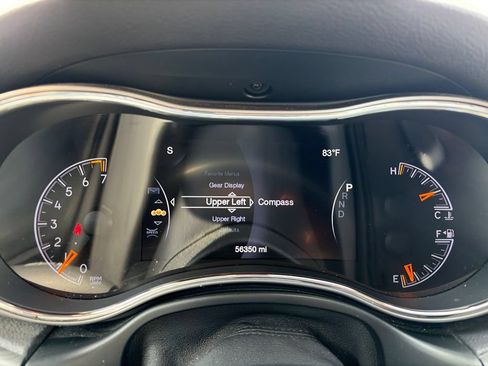 Used 2019 Jeep Grand Cherokee Limited AWD/4WD image 6