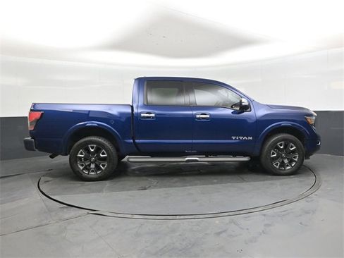 Used 2023 Nissan Titan Platinum Reserve w/ Moonroof Package image 2