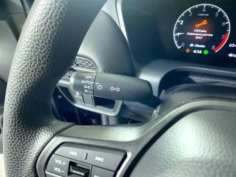 Certified 2023 Honda HR-V LX image 15