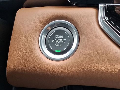 New 2025 GMC Canyon AT4 w/ Nightfall Edition image 40