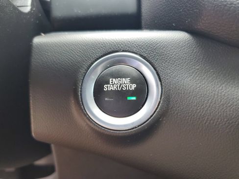 Used 2023 GMC Terrain SLT w/ LPO, Floor Liner Package AWD/4WD image 26