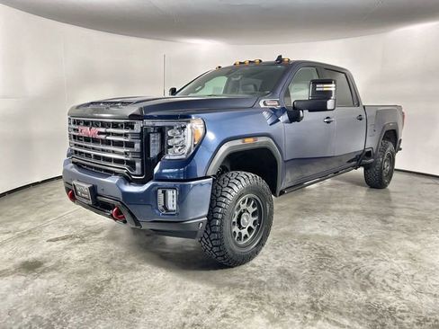 Used 2021 GMC Sierra 2500 AT4 w/ AT4 Preferred Package image 4