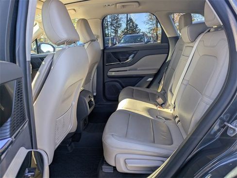 Used 2022 Lincoln Corsair Reserve w/ Equipment Group 201A image 15