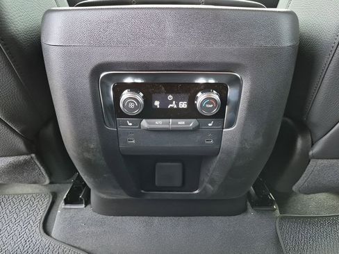 New 2026 GMC Yukon Denali w/ Sun & Power Step Package AWD/4WD image 21