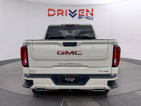 New 2026 GMC Sierra 1500 AT4 w/ AT4 Premium Package AWD/4WD image 4