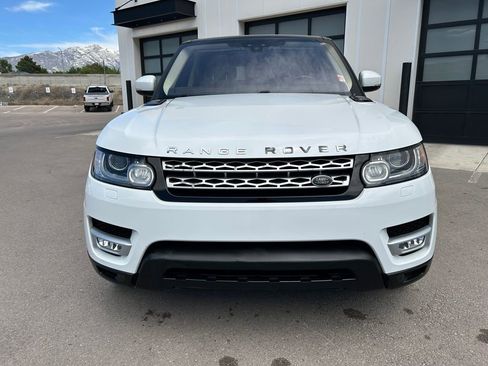 Used 2017 Land Rover Range Rover Sport HSE AWD/4WD image 4