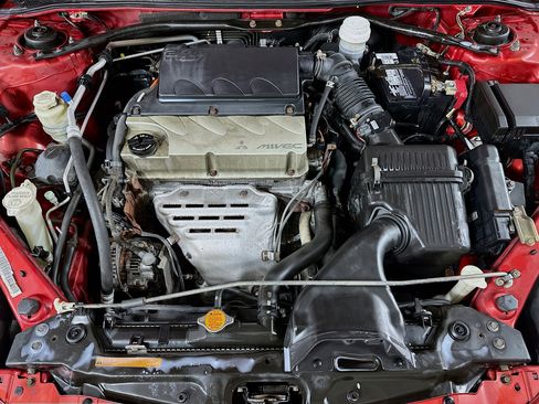 Used 2008 Mitsubishi Eclipse GS image 26