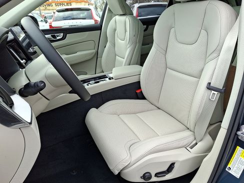 New 2026 Volvo XC60 B5 Ultra w/ Protection Package Premier image 7