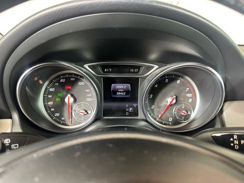 Certified 2020 Mercedes-Benz GLA 250 4MATIC image 27