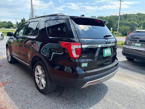Used 2016 Ford Explorer XLT w/ Equipment Group 202A AWD/4WD image 5