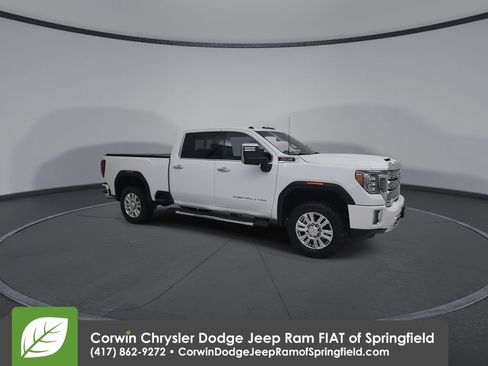 Used 2021 GMC Sierra 2500 Denali AWD/4WD image 2
