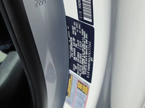 New 2026 Kia Carnival SX FWD image 36