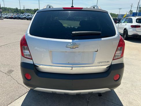 Used 2013 Chevrolet Captiva Sport LS FWD image 6
