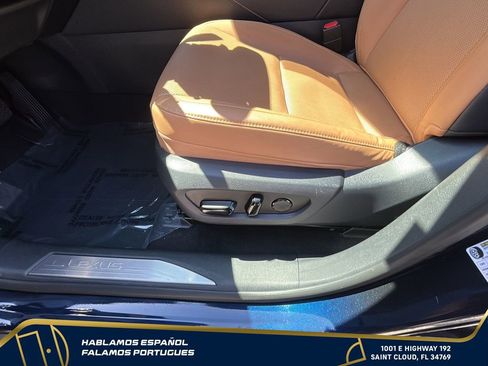 Used 2025 Lexus RX 350 Premium w/ Accessory Package (Z1) FWD image 13