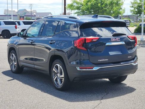 Used 2018 GMC Terrain SLT w/ Infotainment Package II AWD/4WD image 9