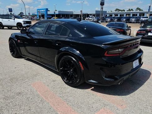 Used 2023 Dodge Charger Scat Pack RWD image 5