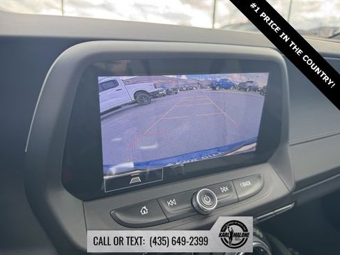 Used 2024 Chevrolet Camaro LT w/ Technology Package image 18