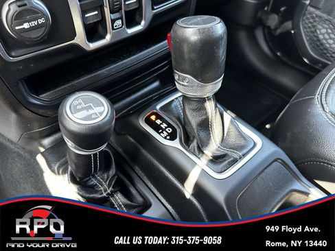 Used 2020 Jeep Gladiator Overland AWD/4WD image 22