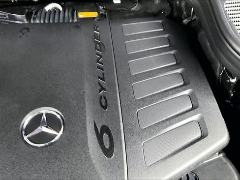 New 2026 Mercedes-Benz GLS 450 4MATIC image 16