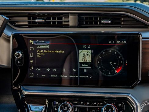 Used 2026 GMC Sierra 3500 Denali Ultimate w/ LPO, Black Badging Package image 25