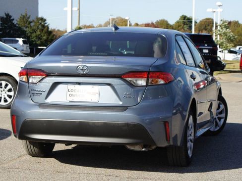 Used 2026 Toyota Corolla LE FWD image 8