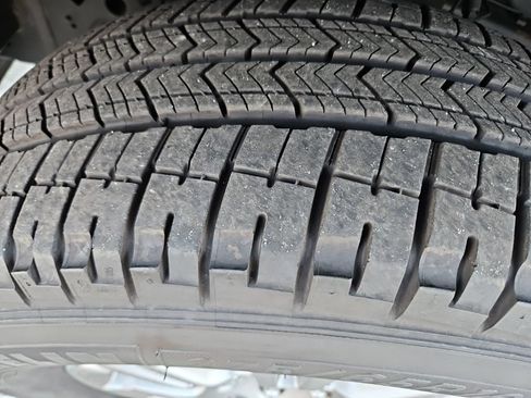 Used 2018 Ford F150 Lariat AWD/4WD image 32