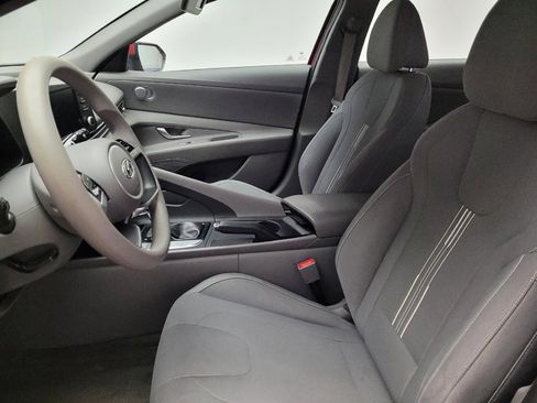Used 2021 Hyundai Elantra SEL FWD image 17