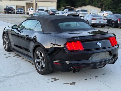 Used 2015 Ford Mustang Convertible w/ Equipment Group 051A RWD image 33