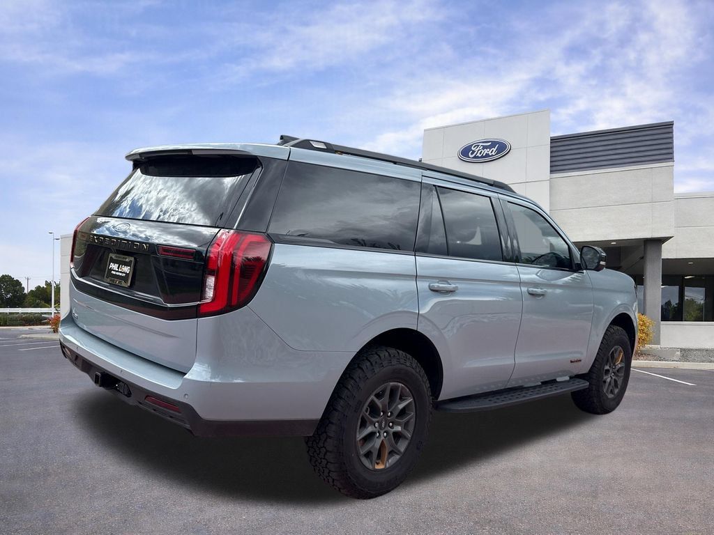 Used 2026 Ford Expedition Tremor AWD/4WD image 10
