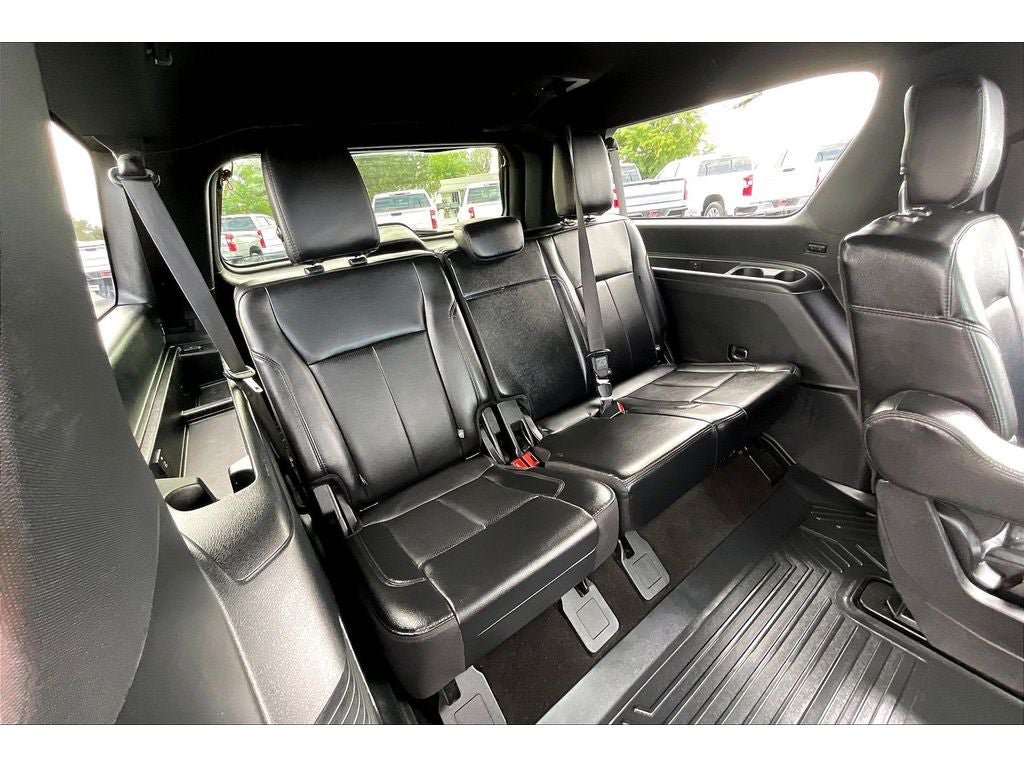 Used 2020 Ford Expedition Max XLT w/ Equipment Group 202A AWD/4WD image 30